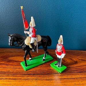 W Britain metal military figures